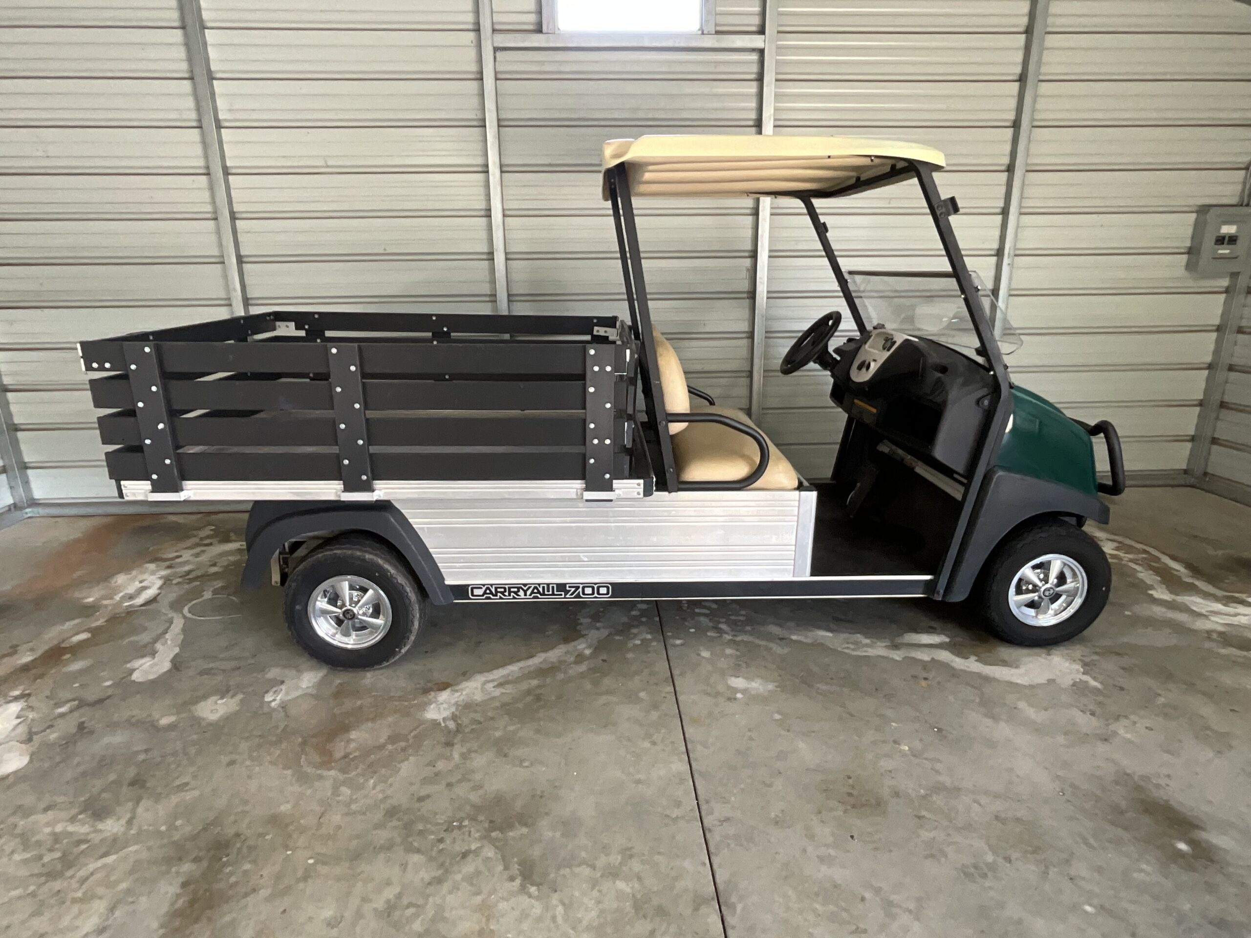 2017 Club Car Carryall 700