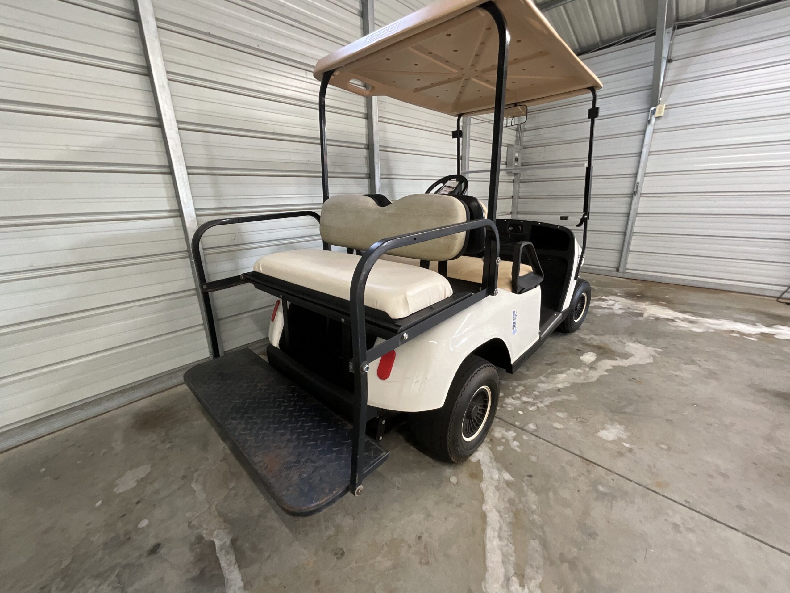 2005 E-Z-GO TXT
